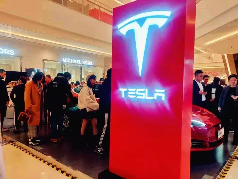 正弘城在郑州为什么火,正弘城今天现状分析