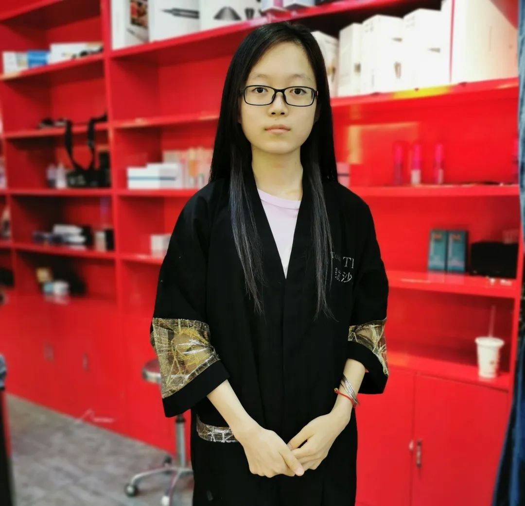 承德一中学生邢雨菡，高考成绩高居全省第一，荣耀的背后那些事儿