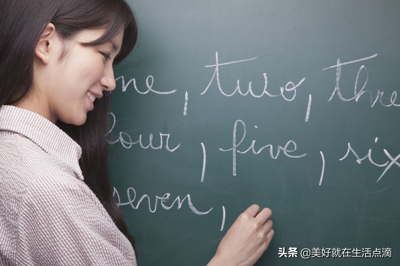 初中英语补全对话必背句型,初中英语1000组固定词组句型搭配