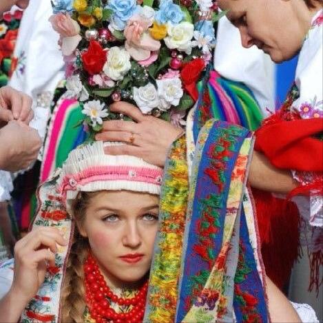 神秘森林精灵婚纱照,神秘苗族风婚纱照