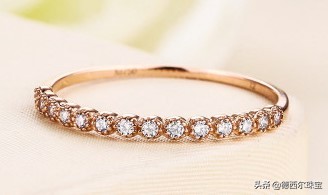 为什么钻戒都是18k金会褪色,婚戒为什么是银色的