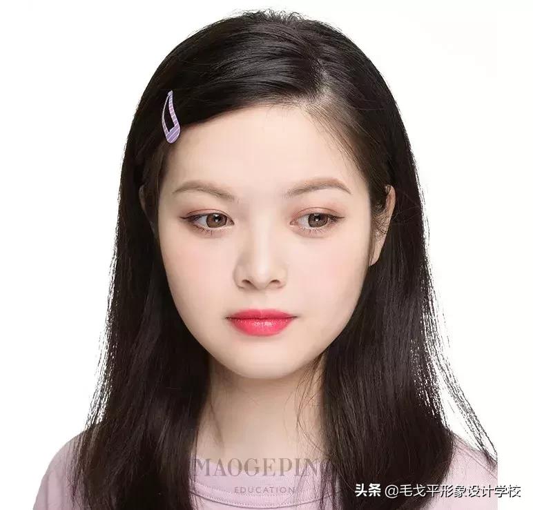 圆脸妹子怎么化妆才显脸小呢,圆脸女生怎样化妆才能显得好看