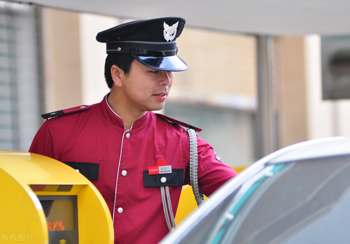 怎么看这个小区物业好不好,一个小区的好坏取决于物业