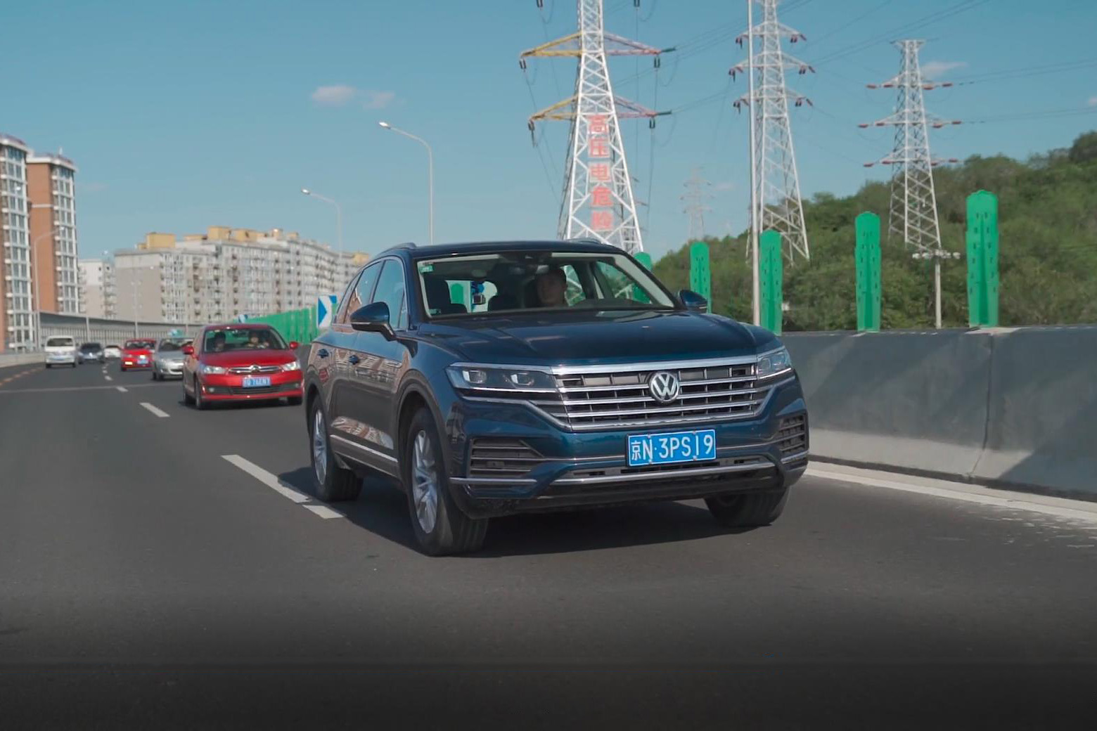 公路越野两不误测试大众途锐2.0t,实测大众新款途锐2.0