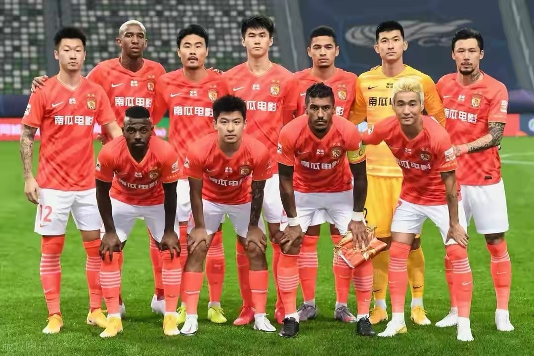 恒大集团退出中国足球的反思,恒大是怎么度过2017年的危机