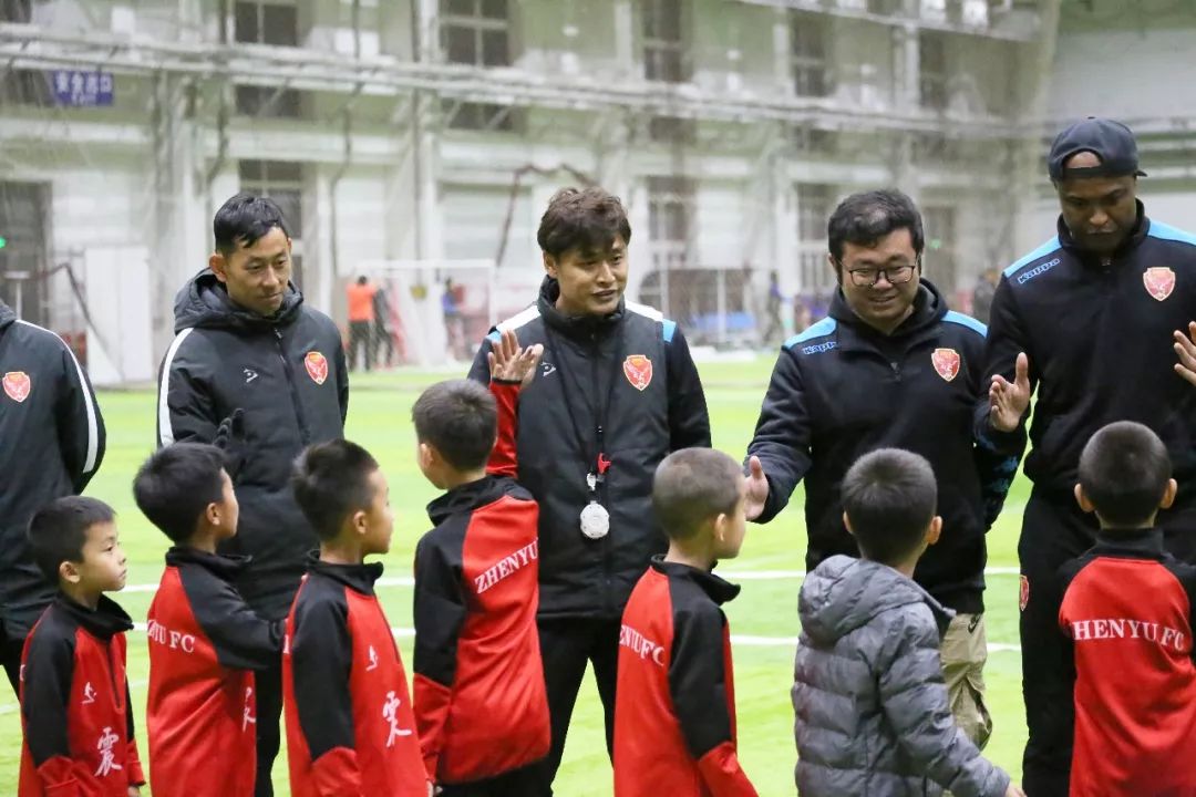 日本高中足球赛哪里看,日本高中都有哪些足球比赛