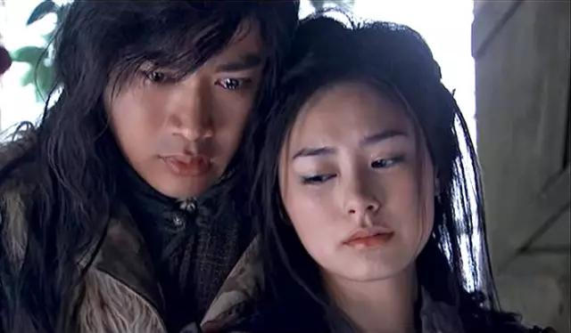 金庸书里的她聪明善良，男主却宁可爱一个尼姑也不喜欢她