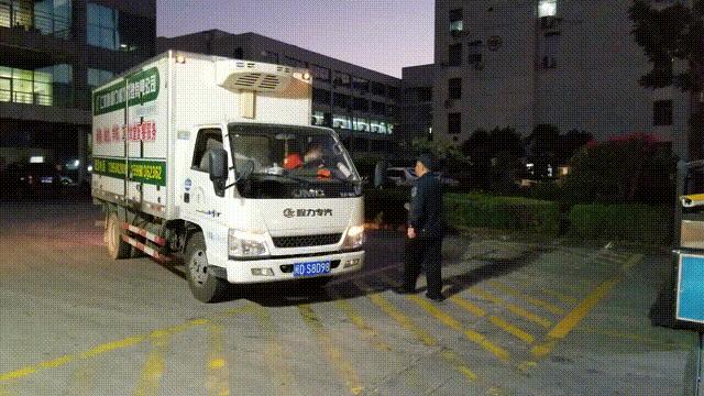 马占德夫妇“打卡”厦门：爱拼才会赢