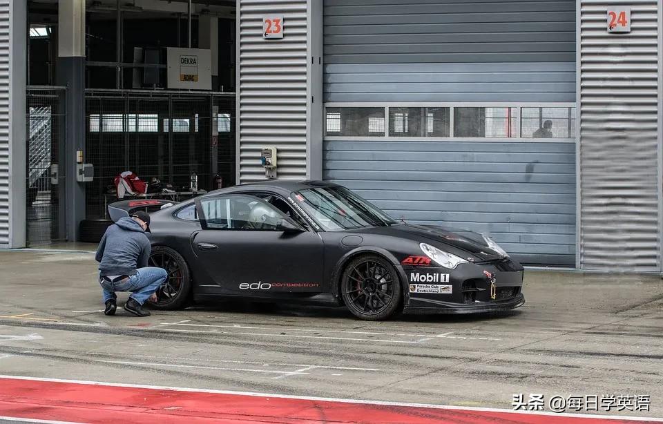 “双床房”真的不是doublebedroom,翻译错误太尴尬