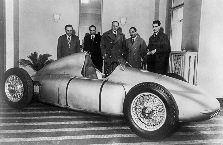 奔驰s八个黑科技,奔驰s有些什么黑科技