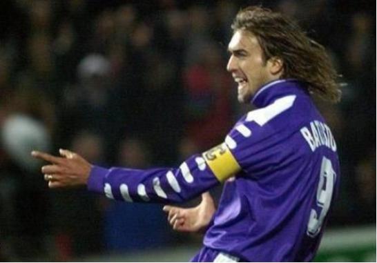 在梅西之前的球王是谁,在梅西之前的球星