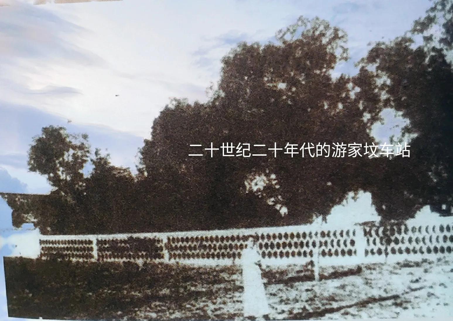 新乡火车站位于京广线,环绕全国三条铁路风景