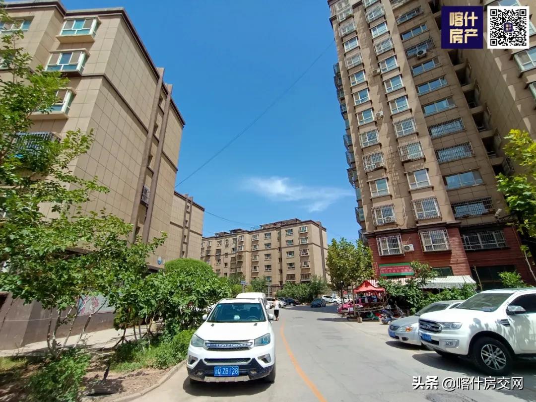 喀什11年房龄住宅—安泰小区，挂牌价6468元/㎡，停车竟不是困难