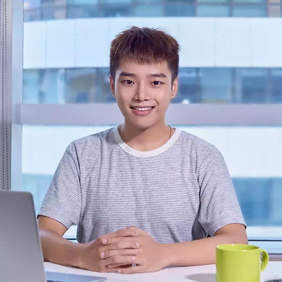 白本护照出境法国旅游免签吗,白本护照旅游去哪个国家比较好