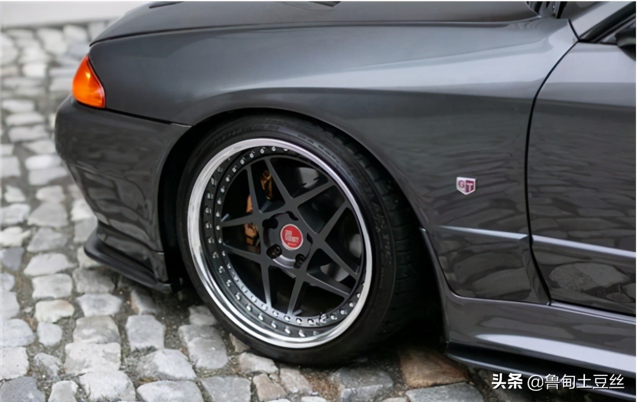 什么车可以改日产r32,日产r32爆改低趴