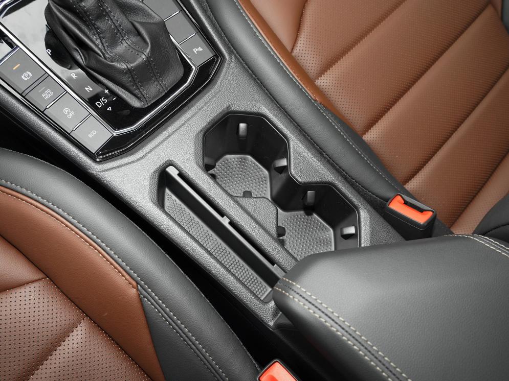 暑期全家出游哪里好,暑期出游季选择一辆好车相伴