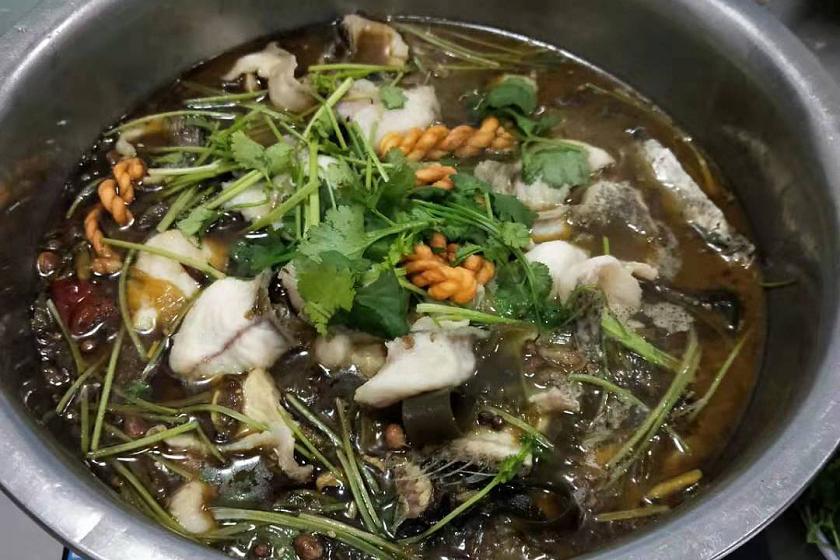 带大家看看兵哥哥的伙食,消防员和兵哥哥的伙食