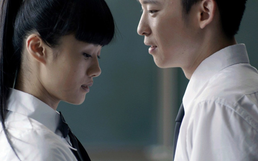 影视剧中有真感情吗？吻戏、床戏是否真实？对孩子的思想有待腐蚀