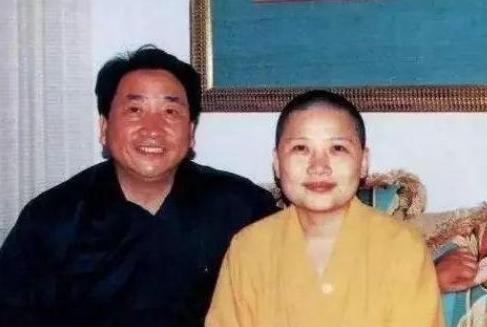 李娜为什么会被遁入空门,李娜是因为谁失恋而出家的