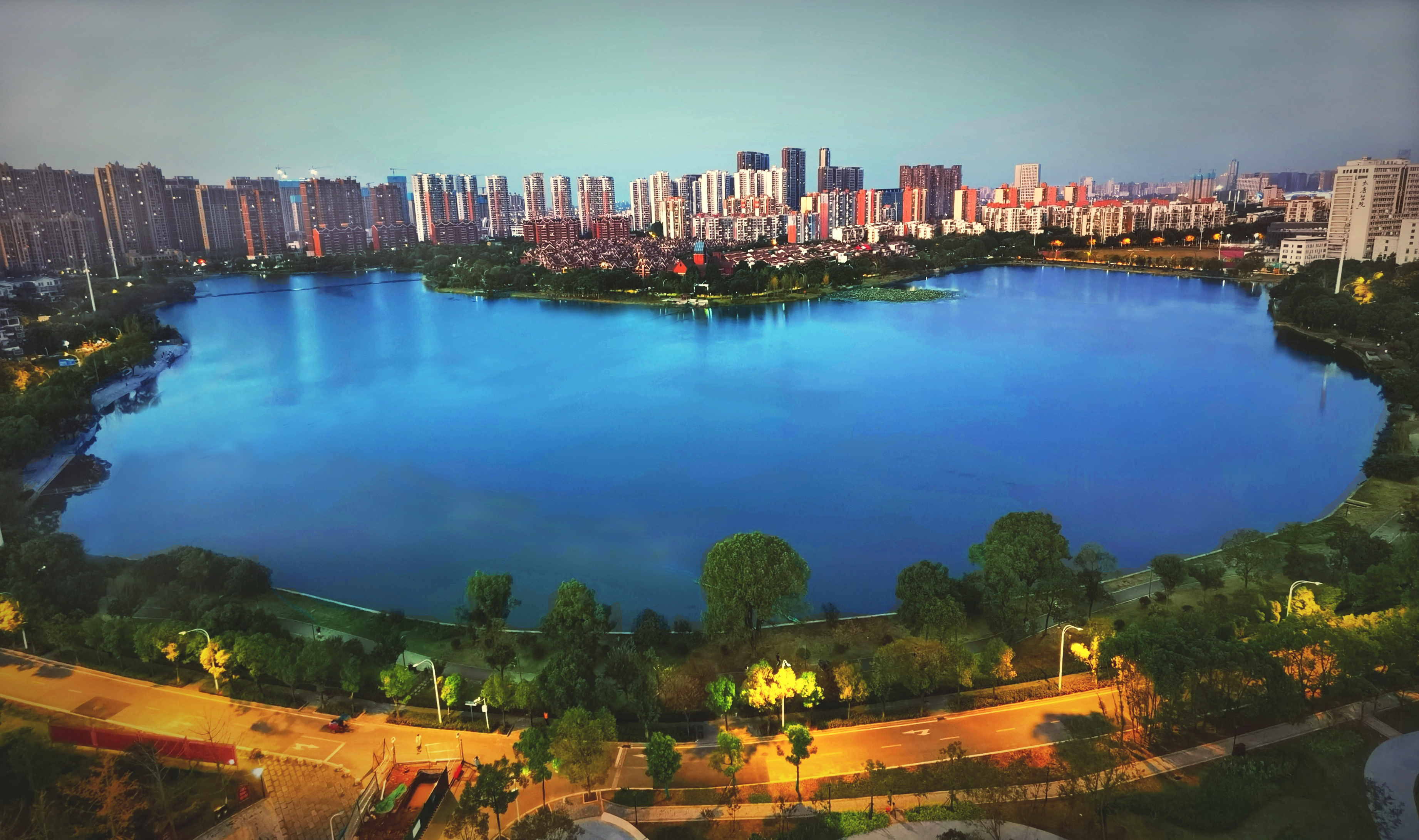 沉睡了千年的历史,沉睡的历史神秘的墓葬