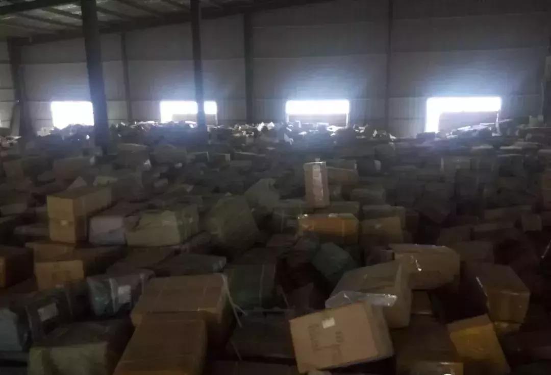 蚌埠回收废鞋,安徽阜阳破获假鞋案公开销毁