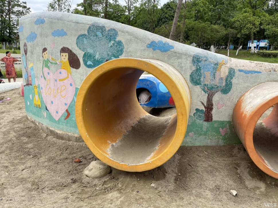 成都人会玩的景点,成都凤凰山公园可以爬山吗