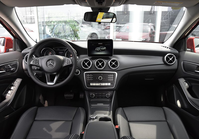 25万左右轿跑2021款落地多少钱,炫酷又实用15万就能拿下的轿跑suv