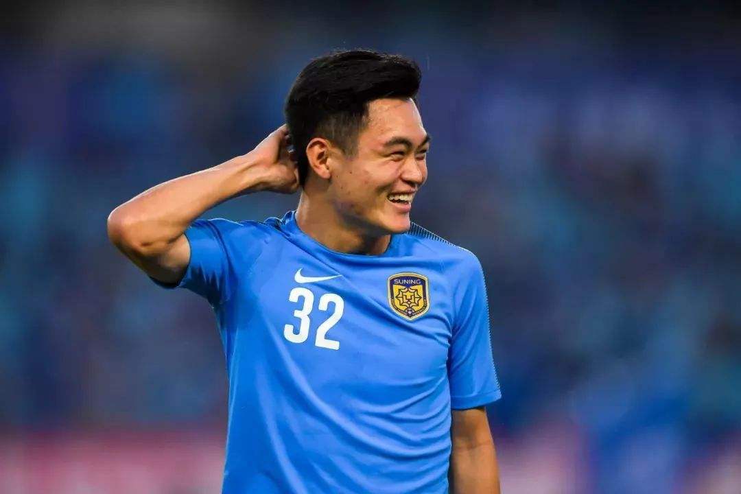 江苏苏宁后防线外援,江苏苏宁新外援补强巴西前国脚