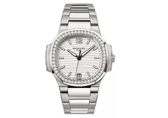 95后女孩被骗71万,95后女子被骗40万