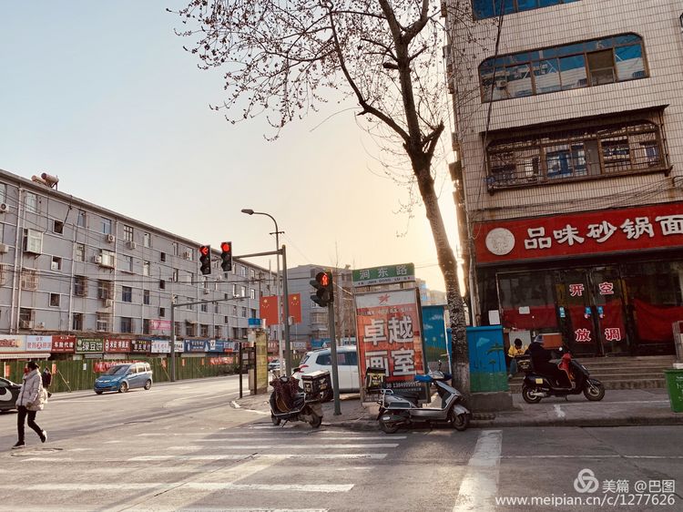 上阳宫到百货楼,疫情下逛西工,期待小街锅贴,王城广场听戏