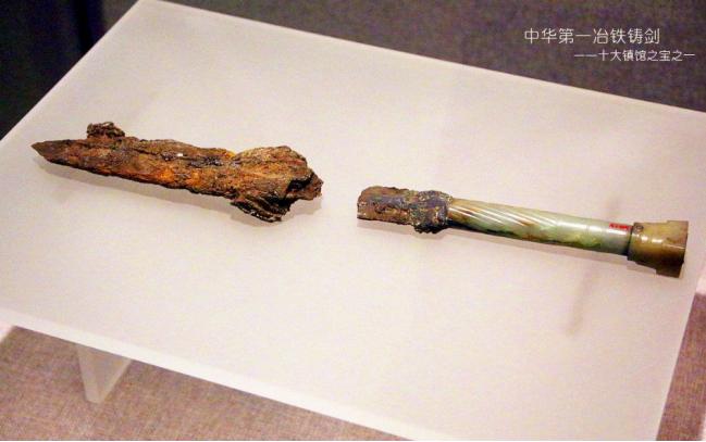 五千年前的古人没有切割机，人们是如何雕刻出精美的玉器呢？