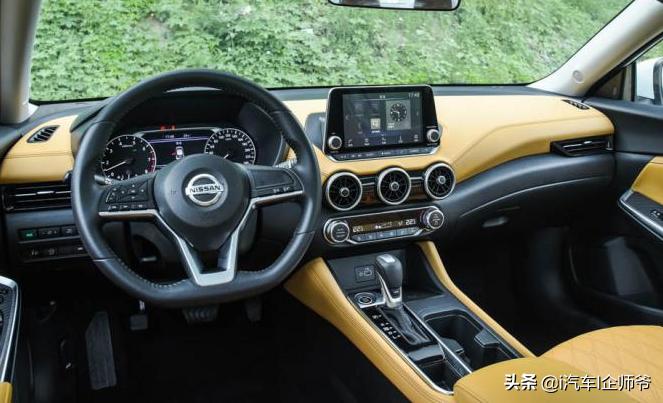 日产轩逸和卡罗拉哪个更值得购买,卡罗拉1.2t精英版比轩逸经典豪华