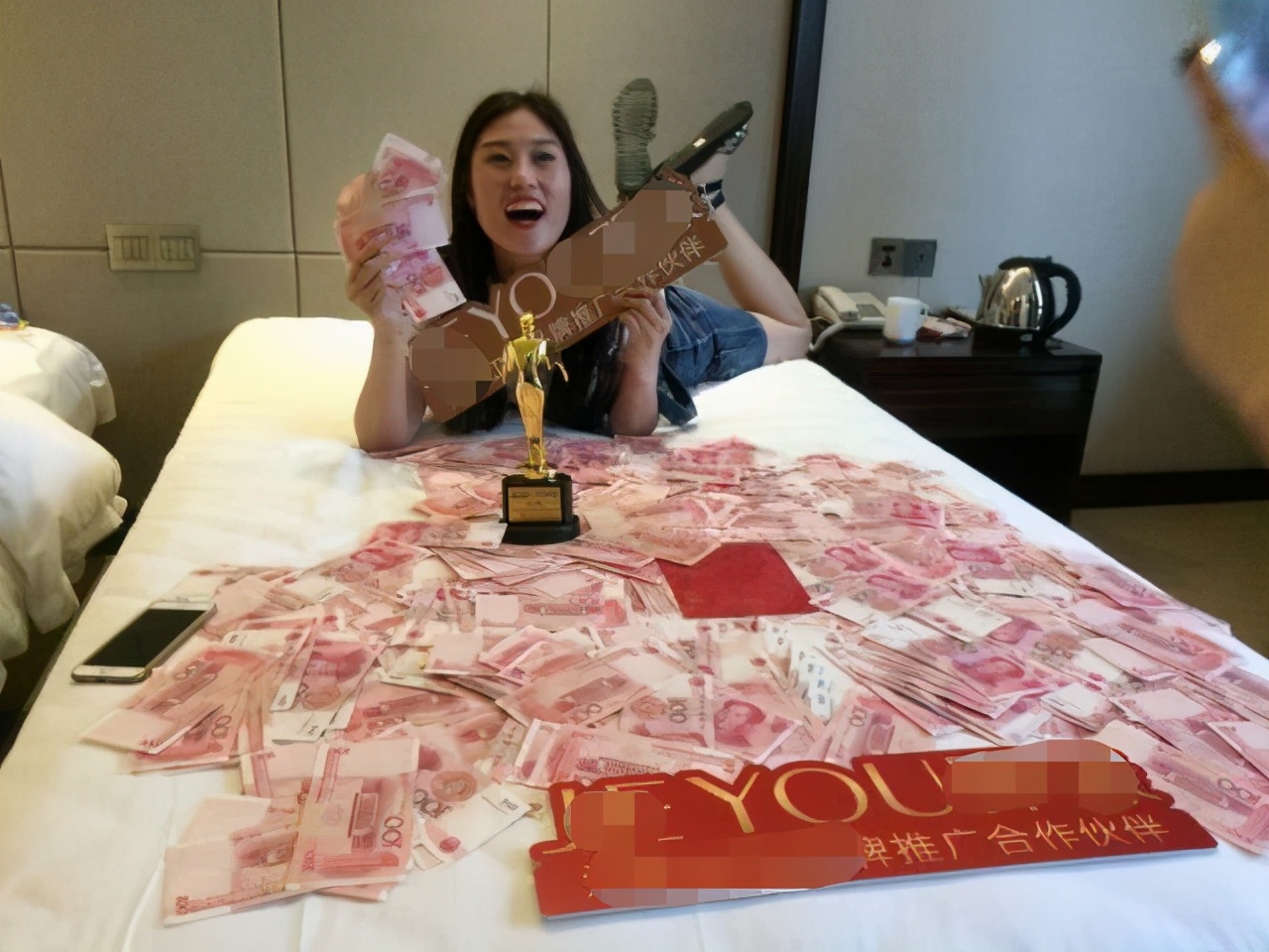 辣妈白手起家月收入百万,辣妈白手起家月收入百万完整版