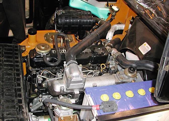 电动叉车和内燃叉车使用区别图片,内燃叉车和电动叉车的不同点