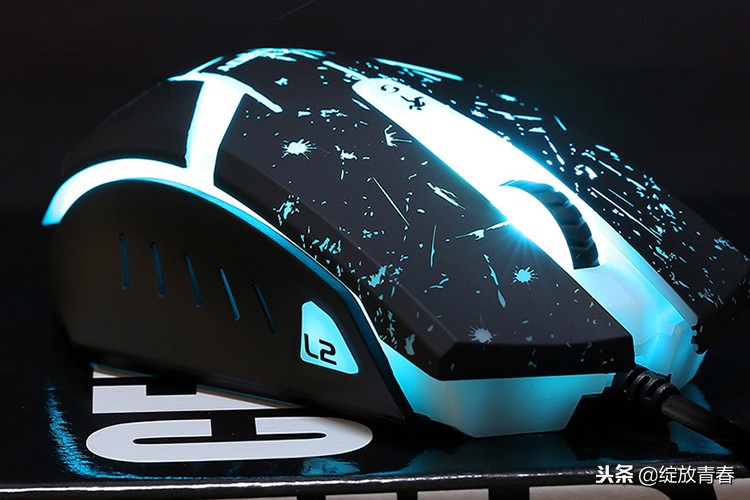 笔记本i7十代和i7八代的区别,i7八代加1060的笔记本吃鸡