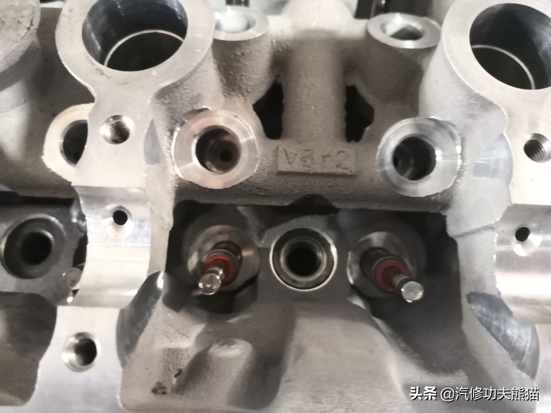 奥迪a6l2.4免拆烧机油处理靠谱吗,奥迪a6l2.4烧机油大修注意事项