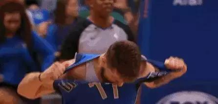 nba鐘跺厓韪╃垎闉嬪瓙,nba鐘跺厓韪╃垎鐞冮瀷