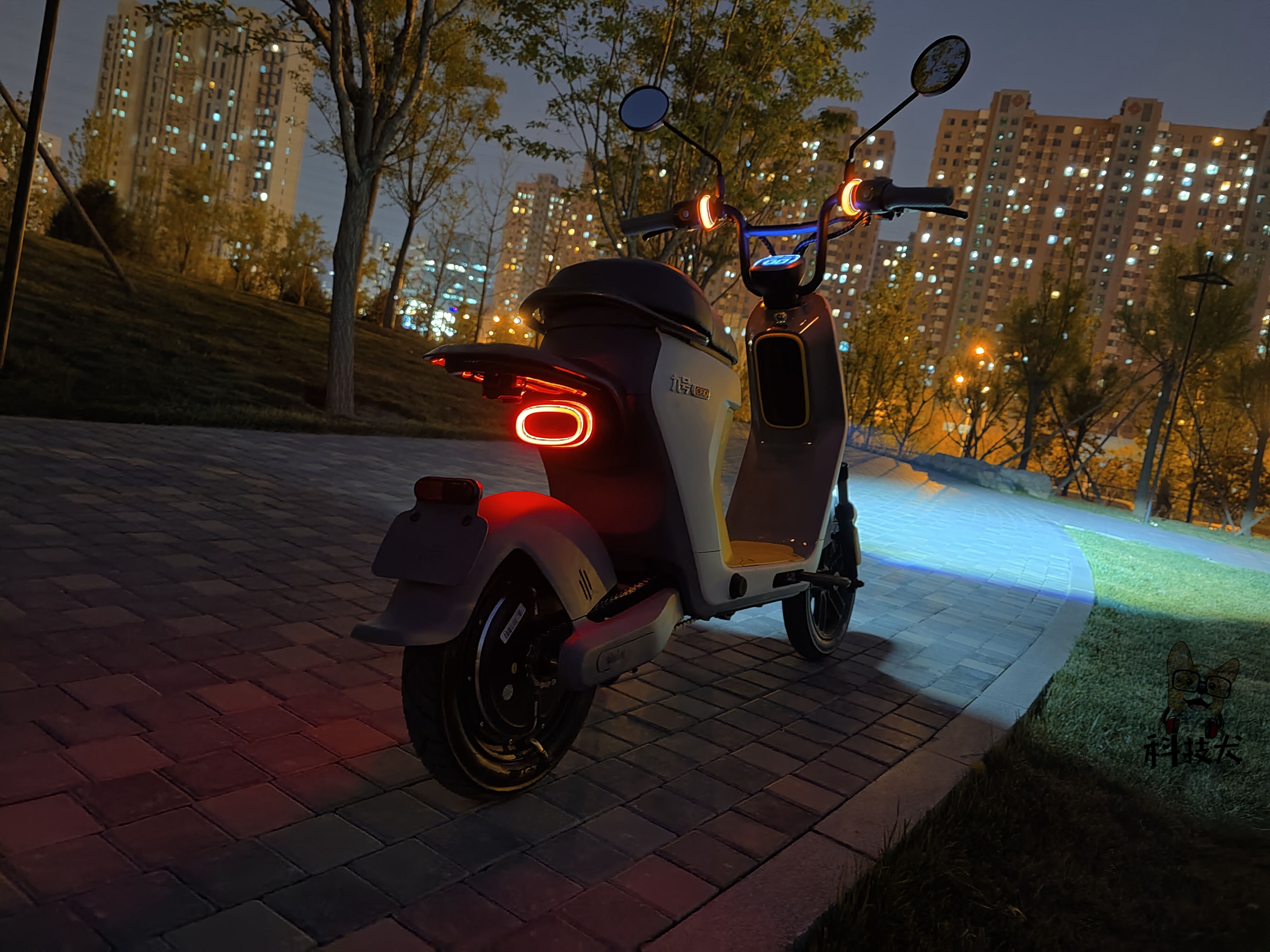 九号电动车c60功能,九号c60电动车防盗