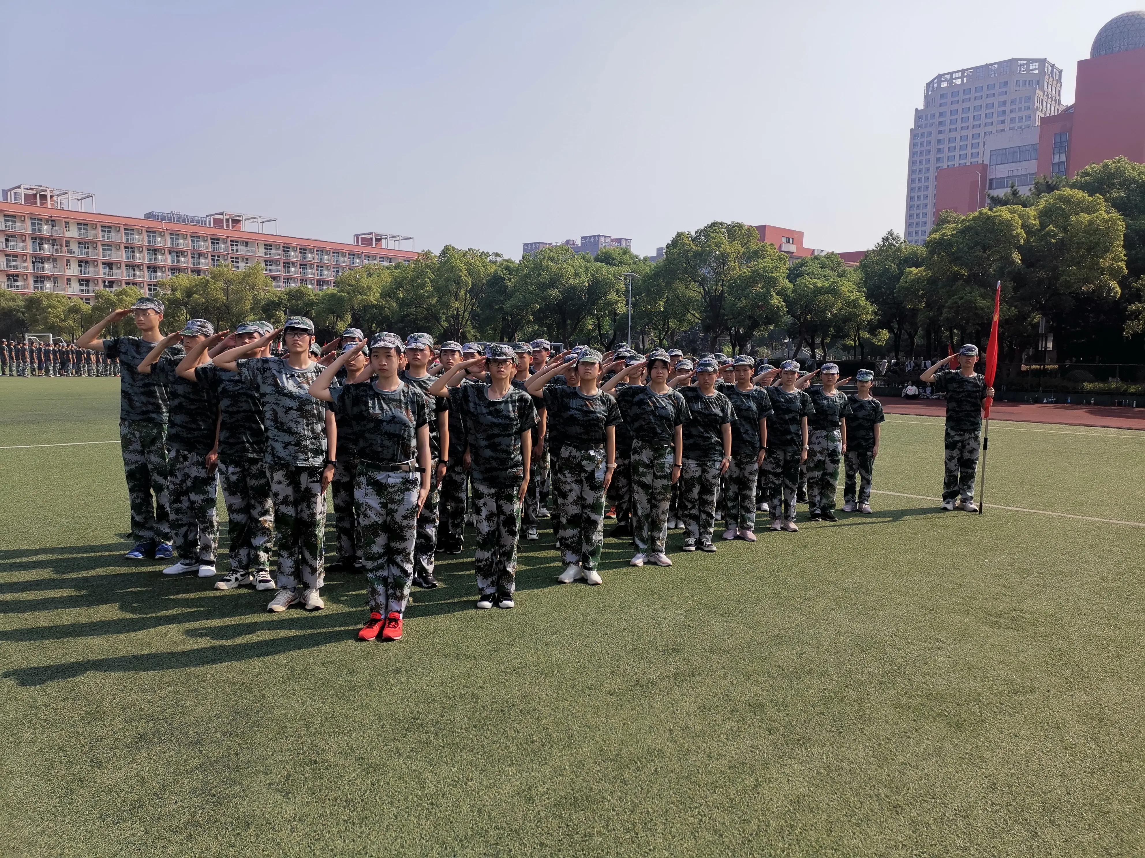 军训分列式日记,红五连战士的感悟