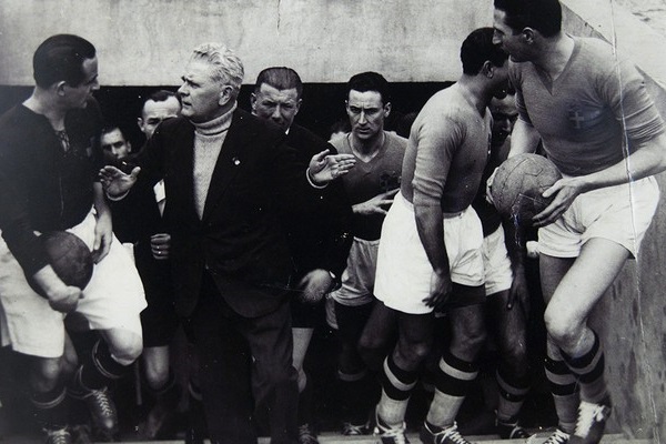 蓝衣怪谈波佐完整版,蓝衫怪谈波佐