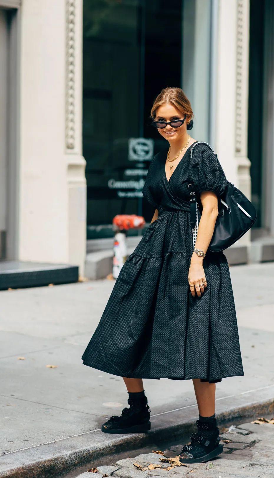 丑到极致的罗马凉鞋,丑到爆的露趾凉鞋怎么穿