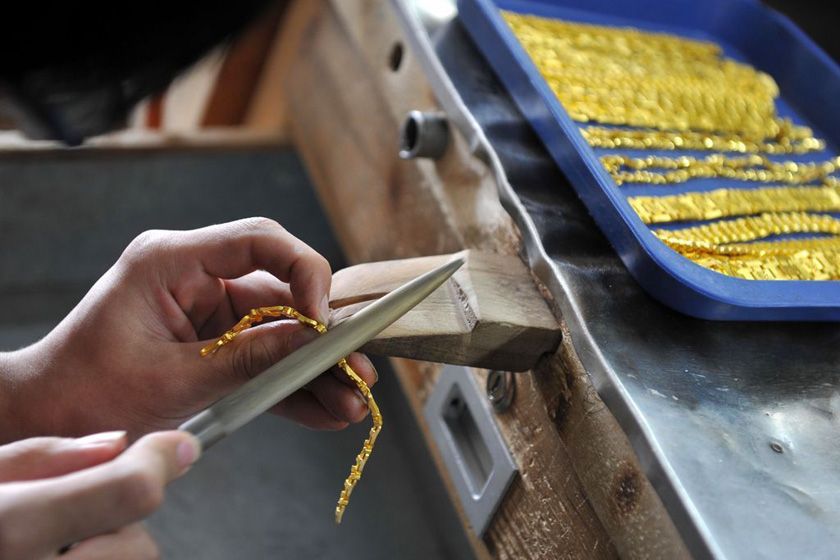 去香港购买黄金首饰的确好处多多,但有两个弊端您也需要知道