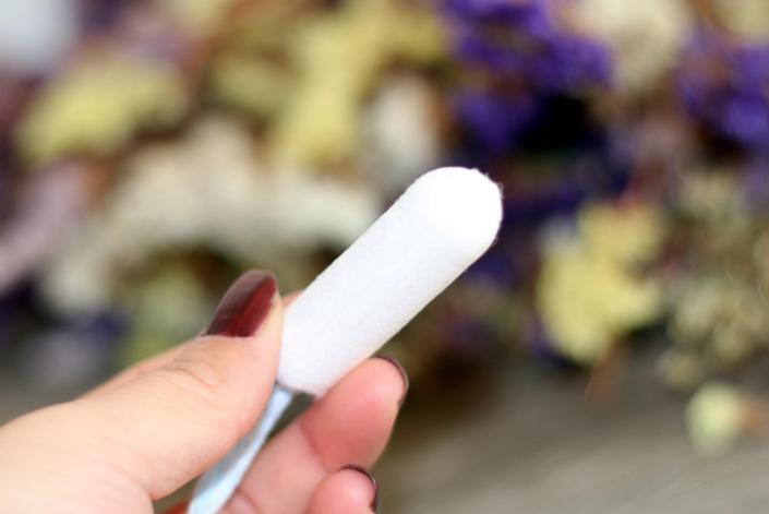 月经期间用卫生巾和棉条一样吗,来例假用棉条还要用卫生巾吗