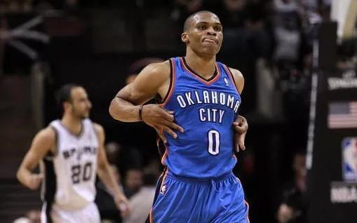 进球庆祝动作库里,进球庆祝动作库里上膛