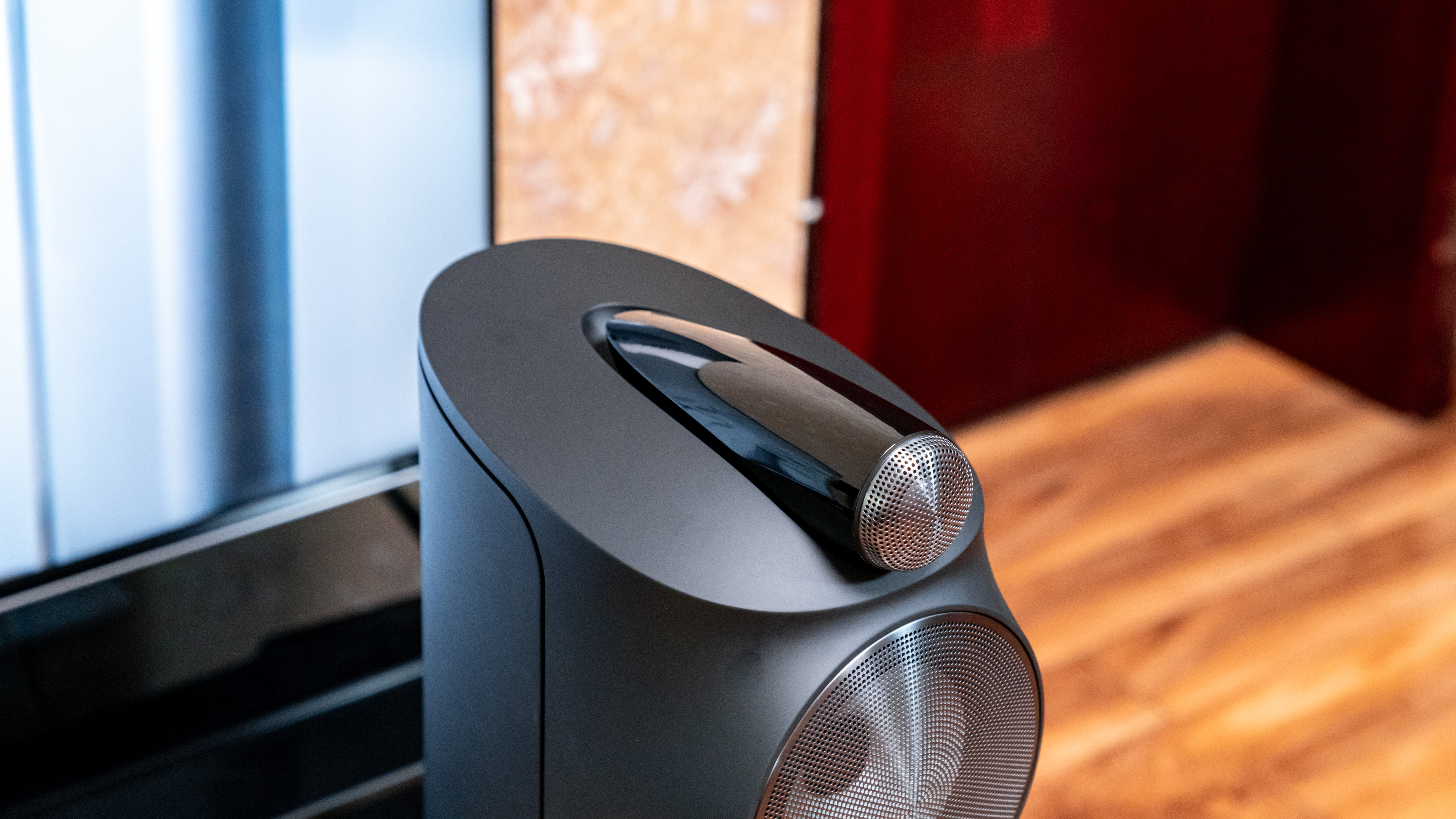 b&o和宝华韦健蓝牙音响哪个好,5系宝华韦健音响测评