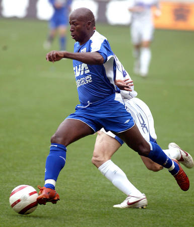 2006年的鲁能联赛回顾,重温鲁能2010夺冠