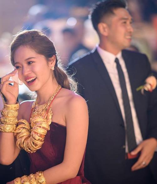 杨嘉欣年轻照片,杨嘉欣家庭