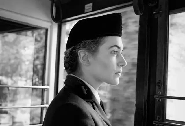 柏林苍穹之下,柏林墙之墙