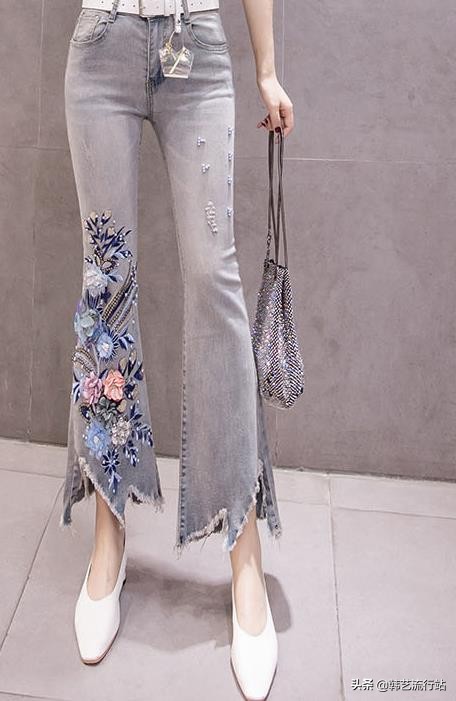 韩国牛仔裤的极致魅力 (韩国流行牛仔裤)