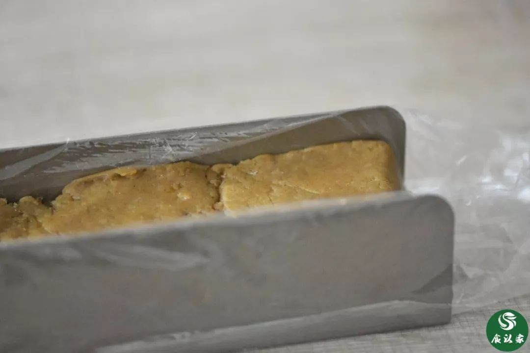 和圣八珍糕饼干,全家都能吃的养血补气粥